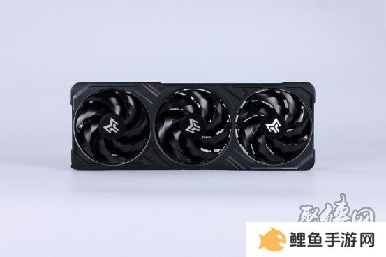 支持DLSS4，从“新”出发