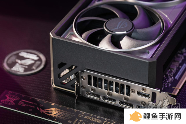 新晋卡皇 ROG ASTRAL RTX5090D夜神显卡登场！