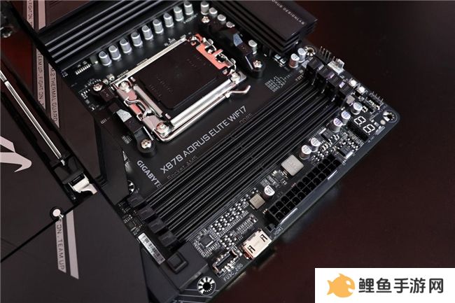技嘉X870/X870E系列主板新品曝光： AORUS MASTER超级雕焕新启航